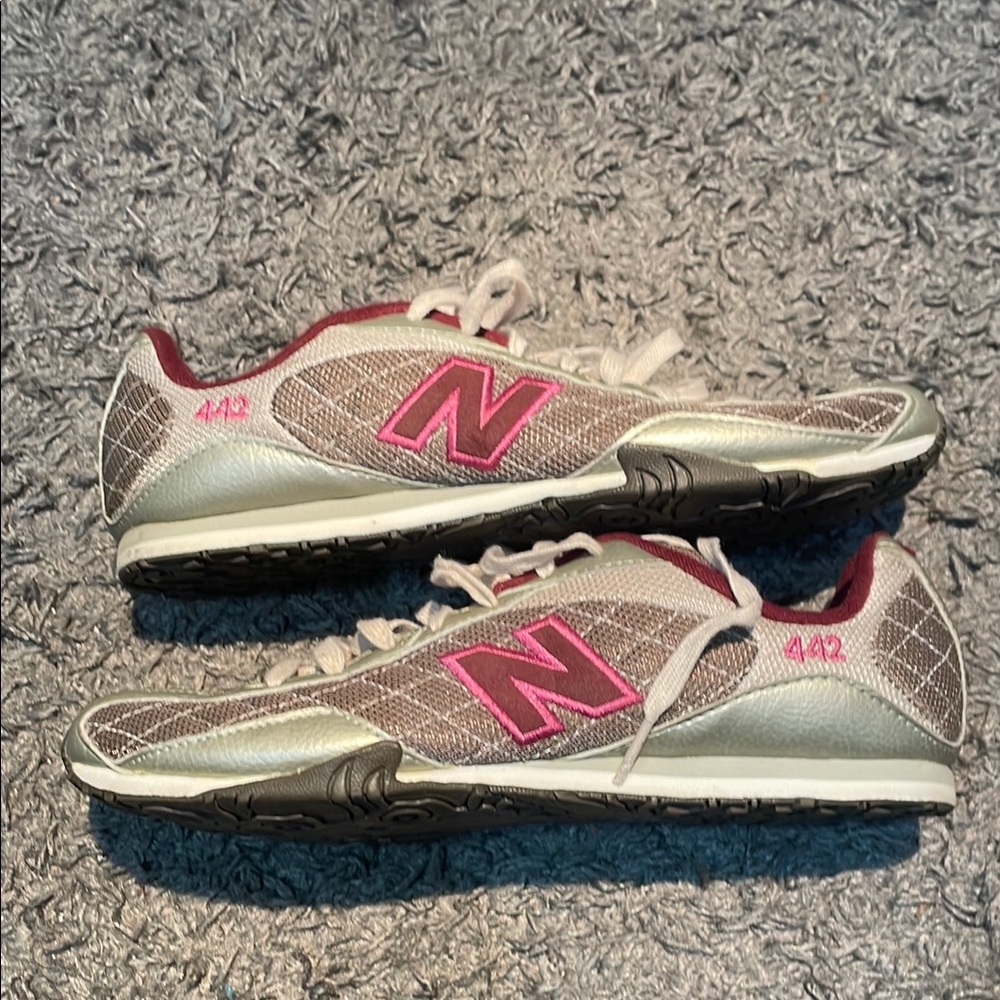 New balance 442